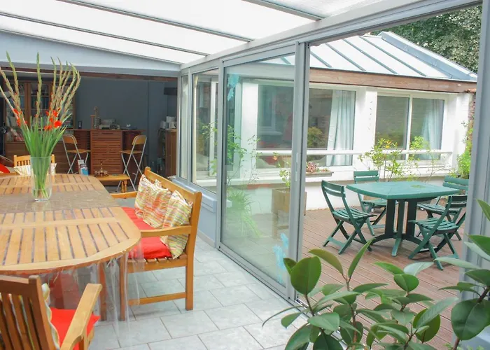 Au Calme - D'hote M Et Me Collet