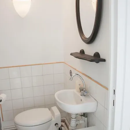 Bed & Breakfast Au Calme - D'hote M Et Me Collet 2*